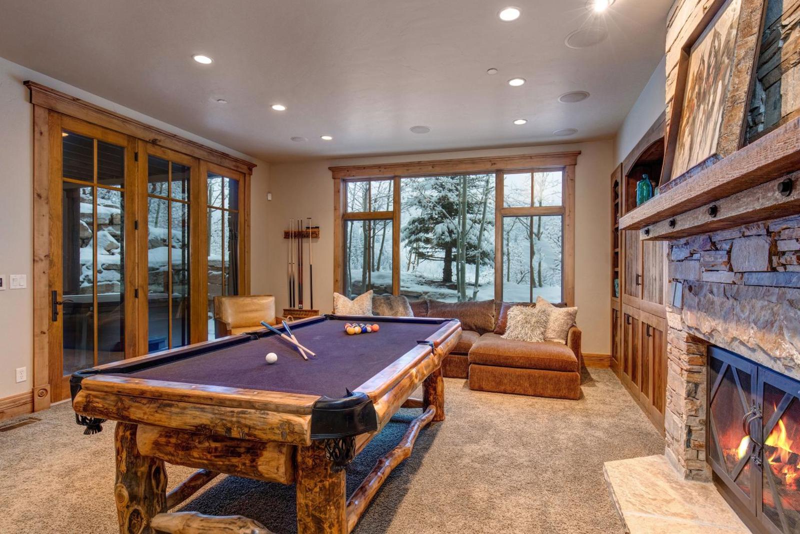 New Listing! Benoit Lookout w/ Theater & Hot Tub home Main image 1